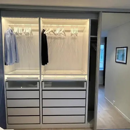 By Torgalmenningen * 베르겐