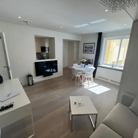 By Torgalmenningen 베르겐